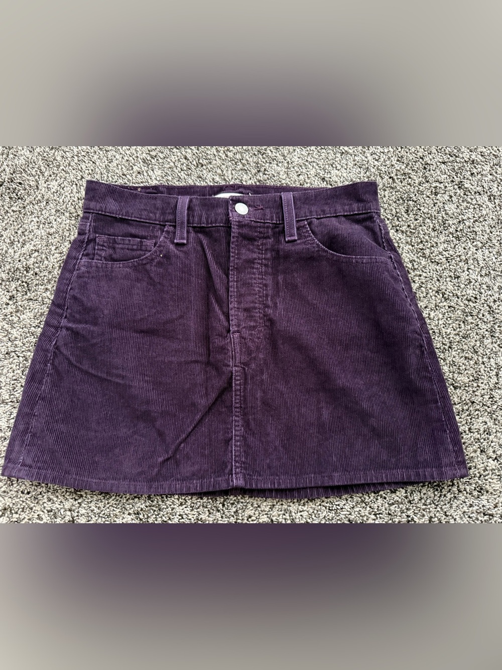 Levi’s Purple Corduroy Icon Skirt size 26